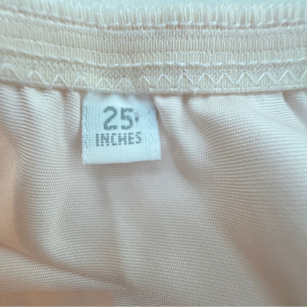 Vintage Christian Dior Satin & Lace Half Slip Pink Embroidered Large USA - Picture 6 of 9